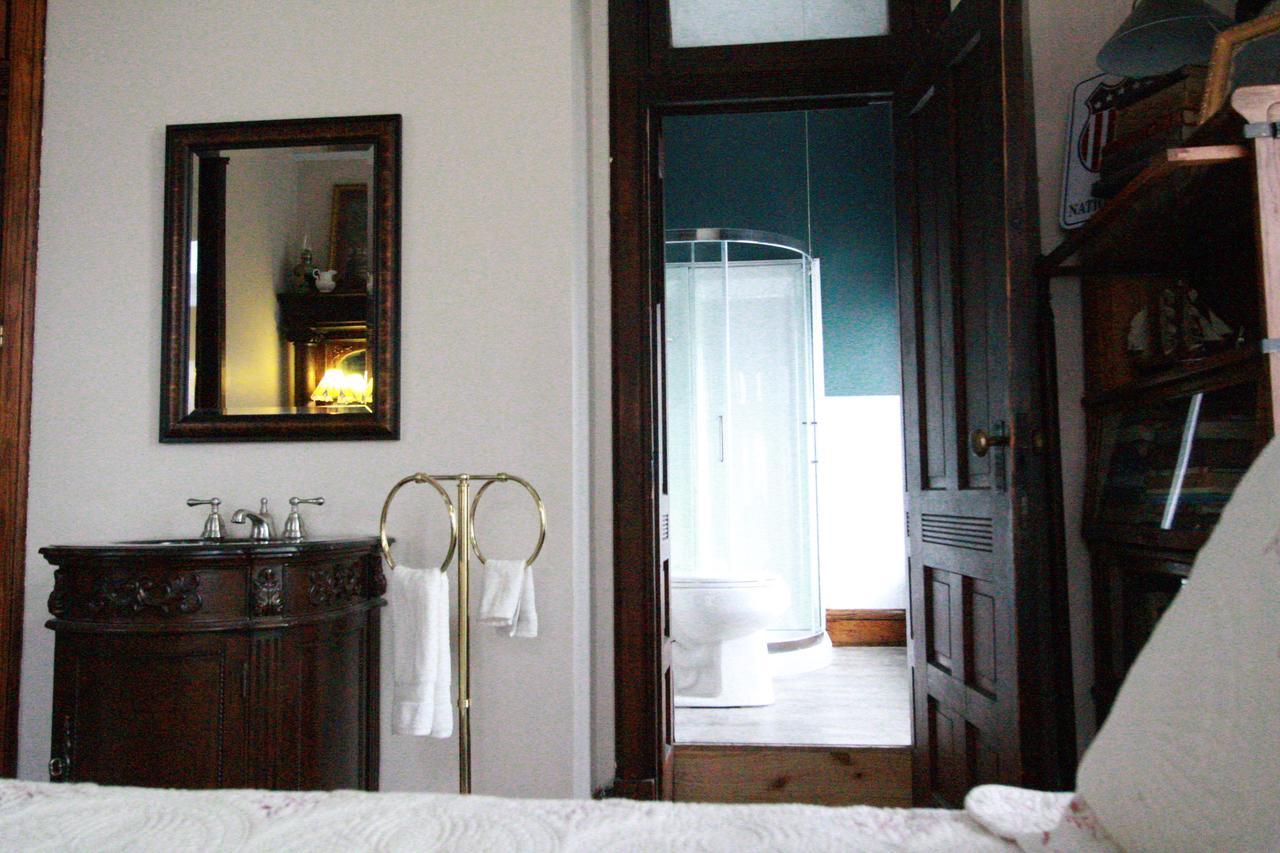 Mansion On The Mile B&B Индианаполис Екстериор снимка